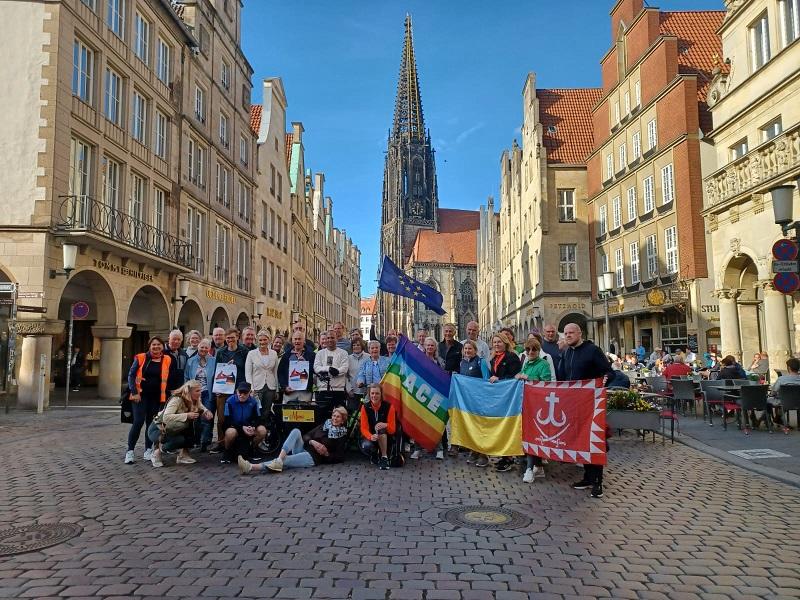groep fietsers in de binnenstad van Munster